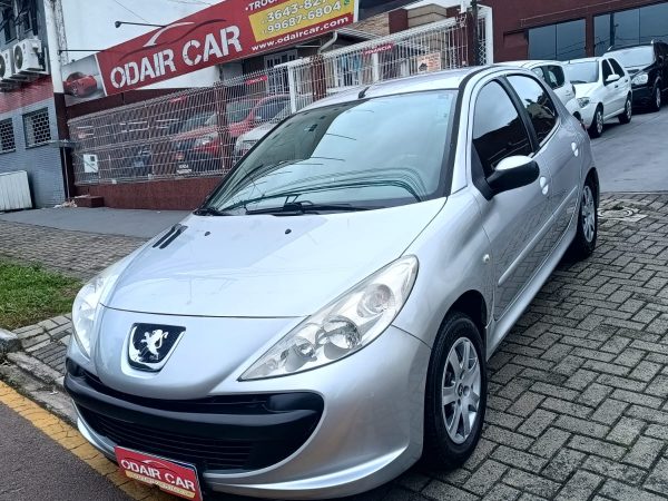 PEUGEOT 207 1.4