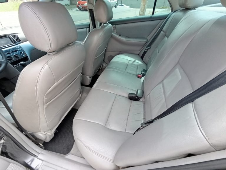 COROLLA 1.8