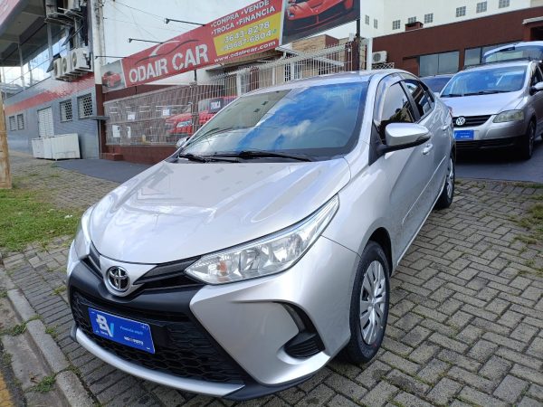 TOYOTA YARIS 1.5