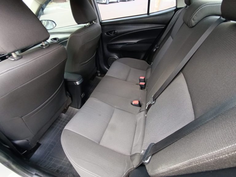 TOYOTA YARIS 1.5
