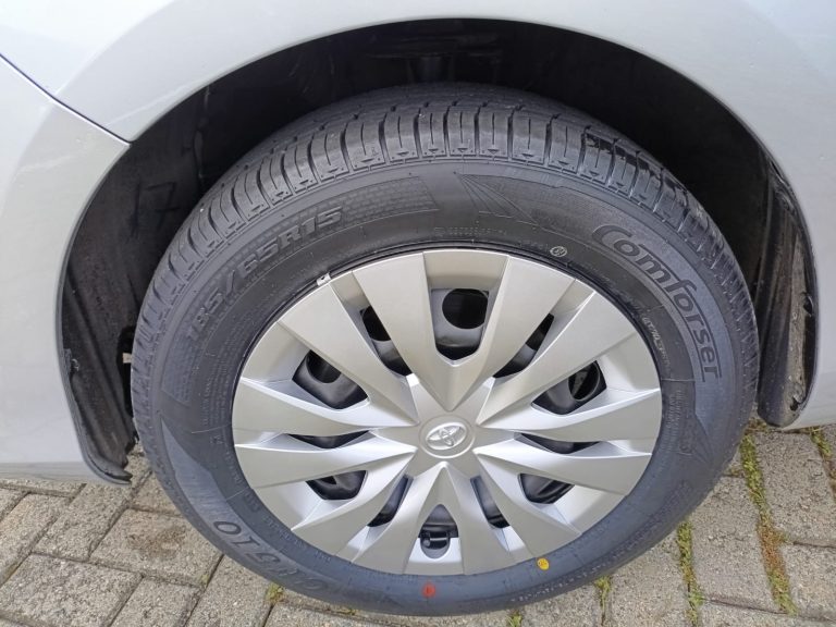 TOYOTA YARIS 1.5